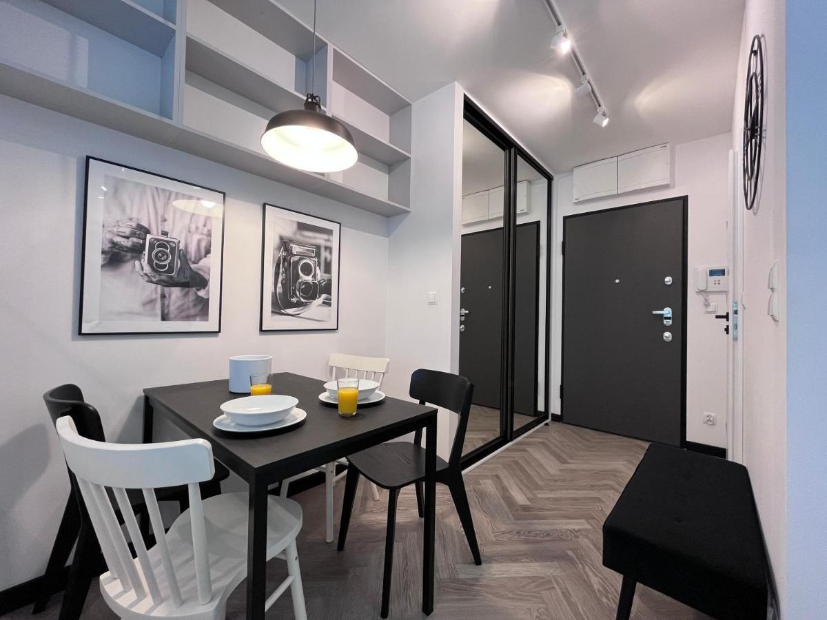 Apartamenty-Wroc Ksiecia Witolda By The River Wroclaw Exterior photo