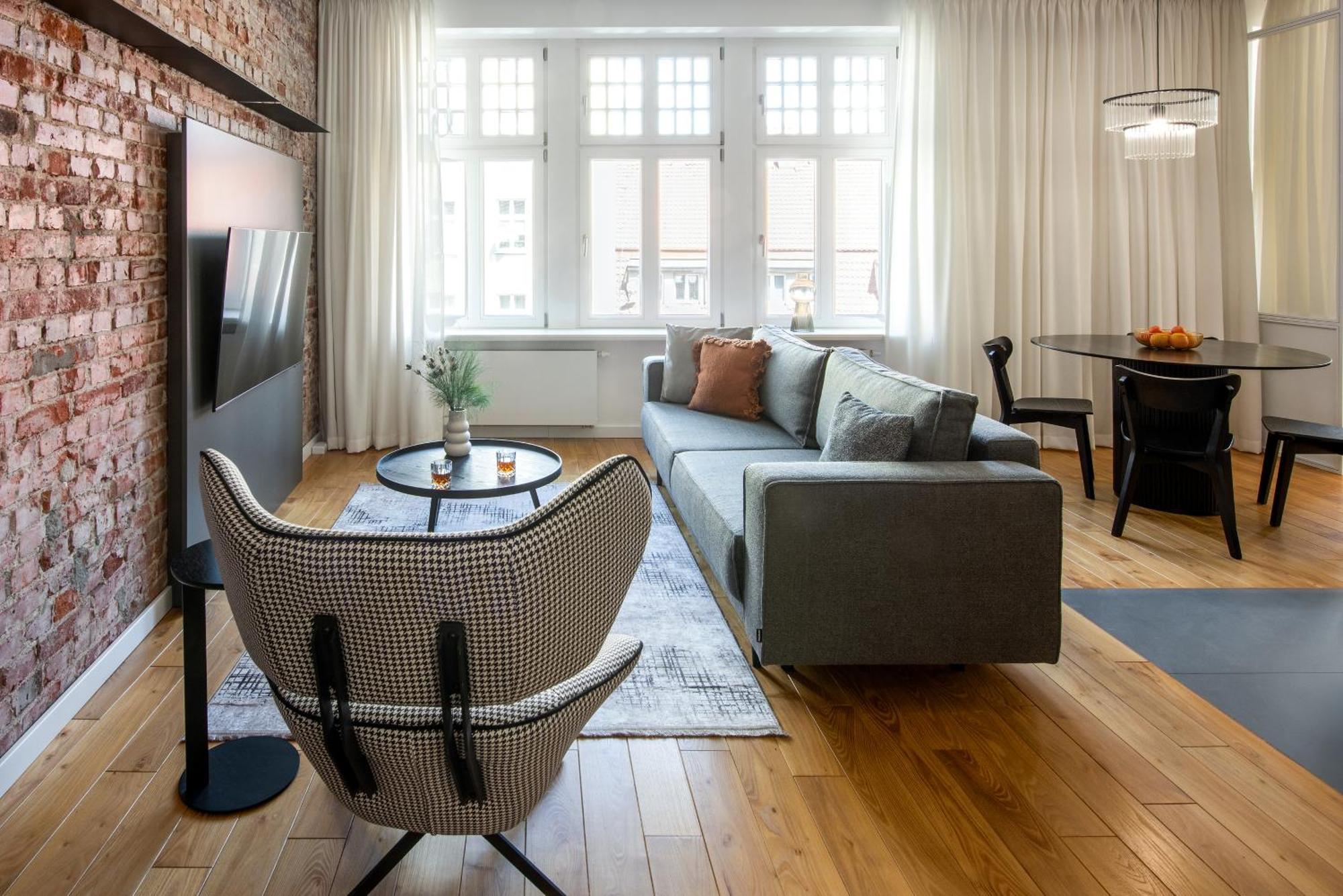 Apartamenty-Wroc Ksiecia Witolda By The River Wroclaw Exterior photo